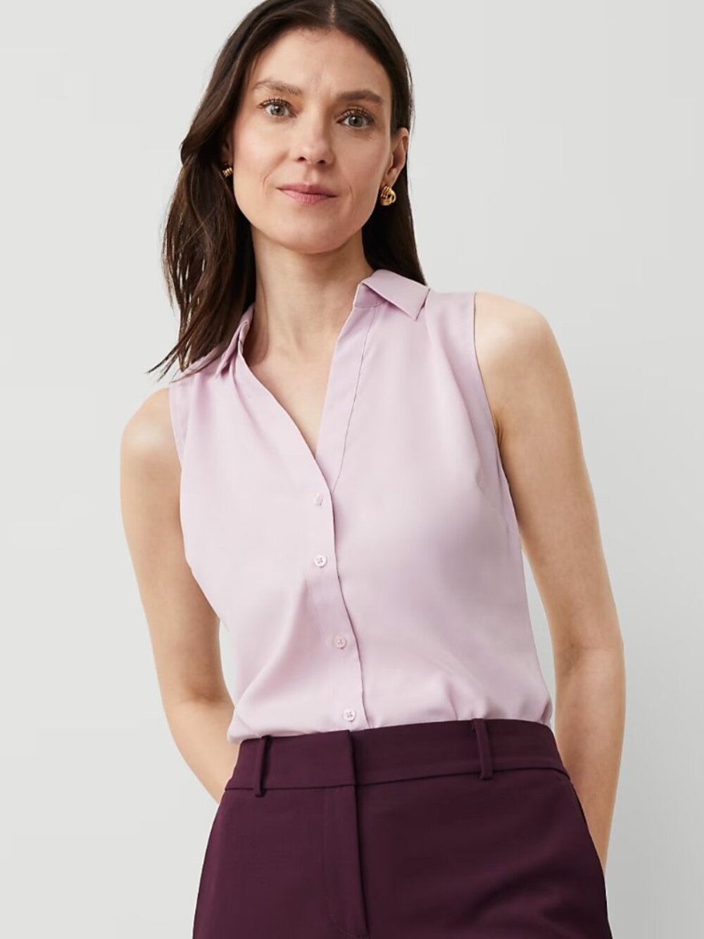 Ann Taylor Sleeveless Essential Button Blouse in Lilac (XS)-EXCELLENT CONDITION